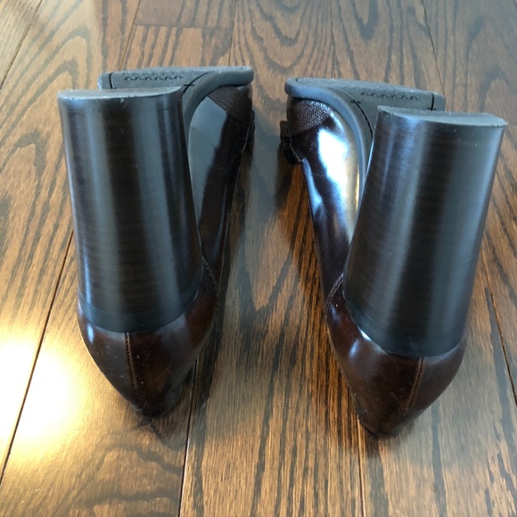 Salvatore Ferragamo brogue style brown pumps - Picture 5 of 7